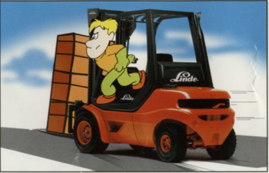 身體保持在叉車內